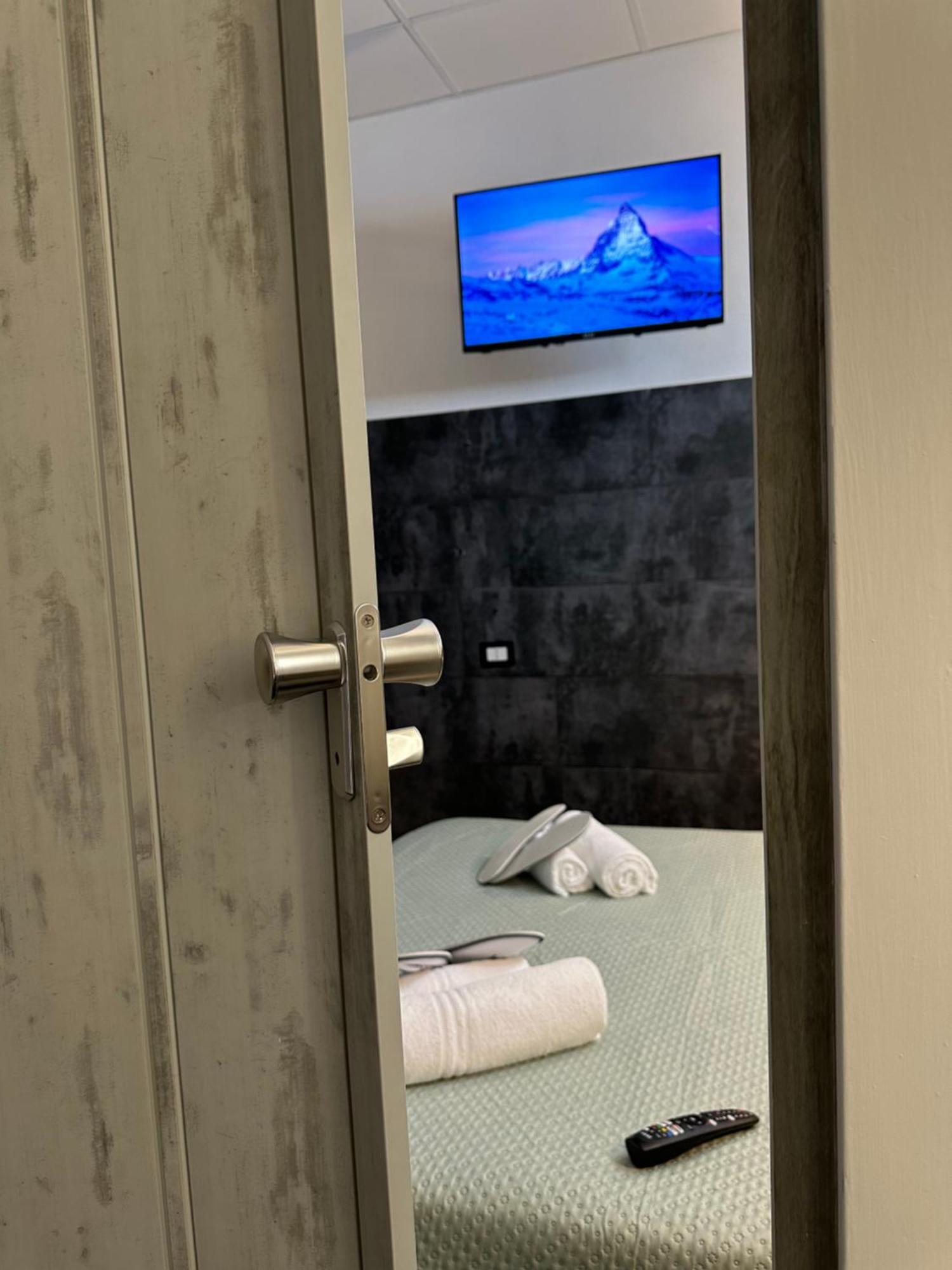 ナポリ Casa Di Vincenzo Bed & Breakfast エクステリア 写真